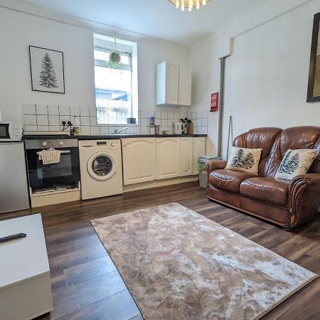 Whitchurch 1 Bedroom Apartment Cardiff Zewnętrze zdjęcie